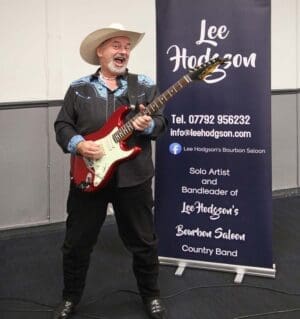 Read more about the article Lee J Hodgson