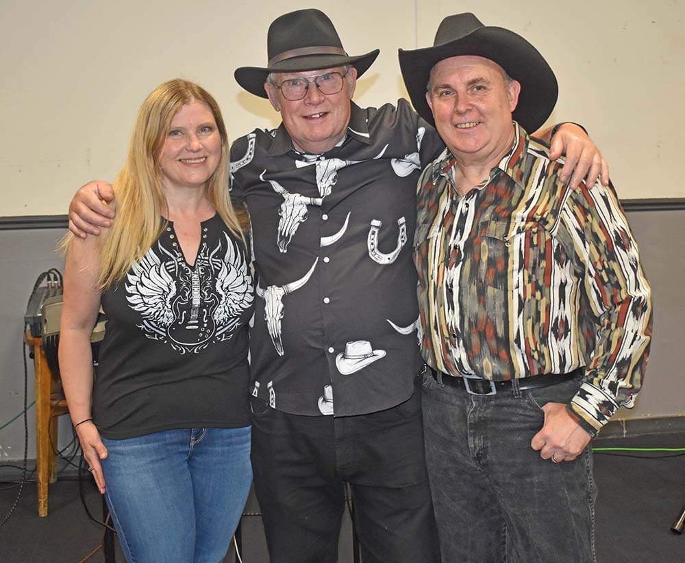 Artist-images - Pure Country 410