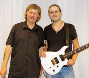 Read more about the article Stonecold Country