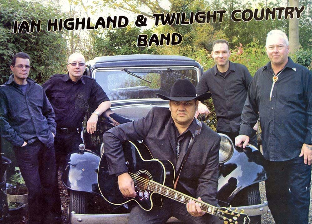 Ian-Highland - Ian Highland and The Twilight Country Band